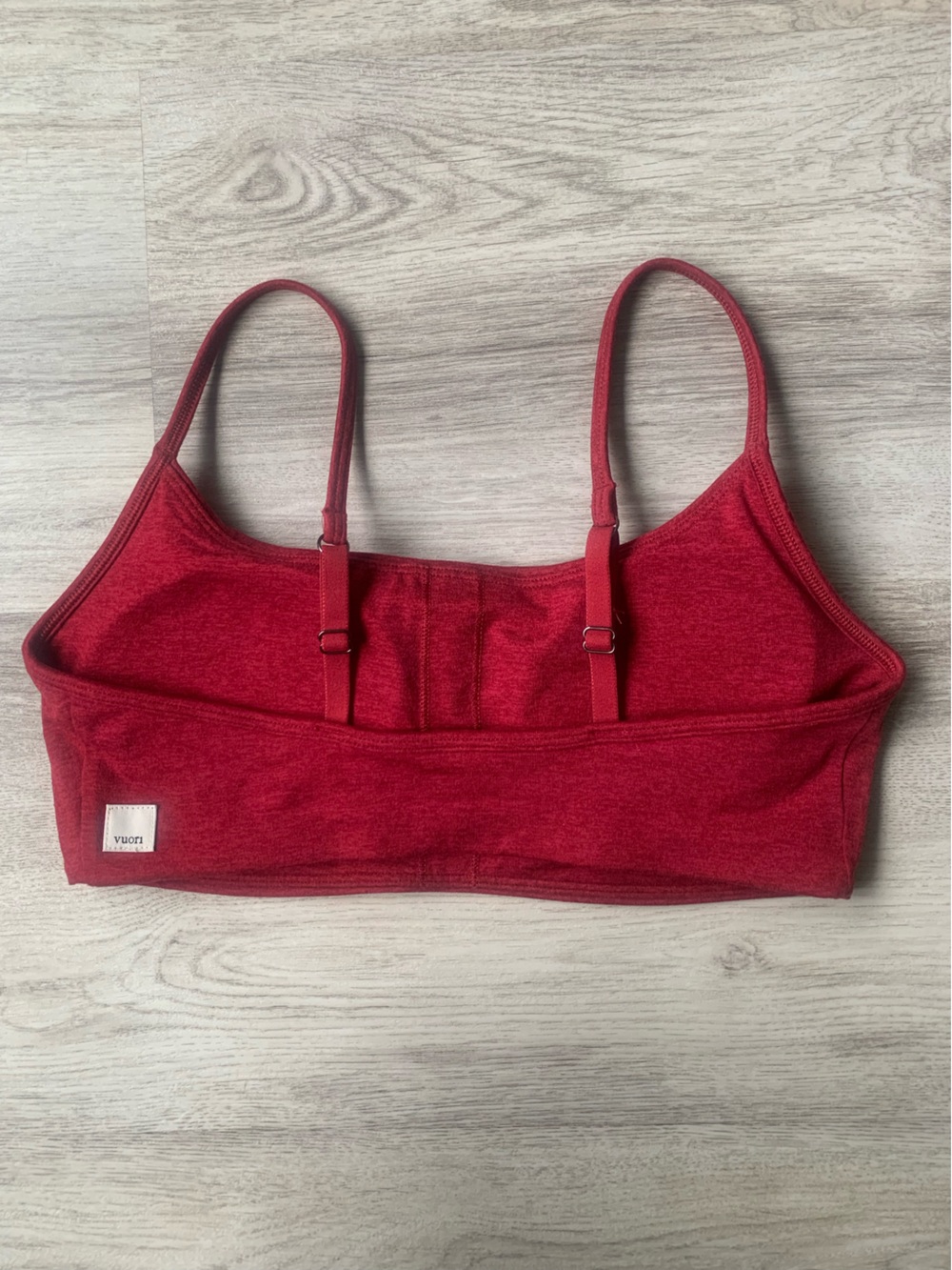 NWOT! Vuori Halo Essential Sports Bra style #VW1110  color Mahogany Heather - Picture 4 of 9